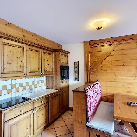 Beau 3 Pieces, 2 Chambres, 6 Personnes, Acces Piscine, Spa, Les Menuires - Fr-1-178-328 *