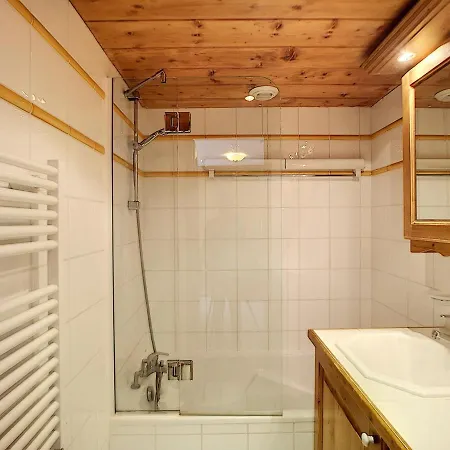 Beau 3 Pieces, 2 Chambres, 6 Personnes, Acces Piscine, Spa, Les Menuires - Fr-1-178-328 Apartment *